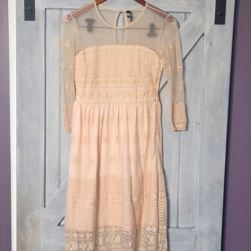 Forever 21 midi dress soft pink size s